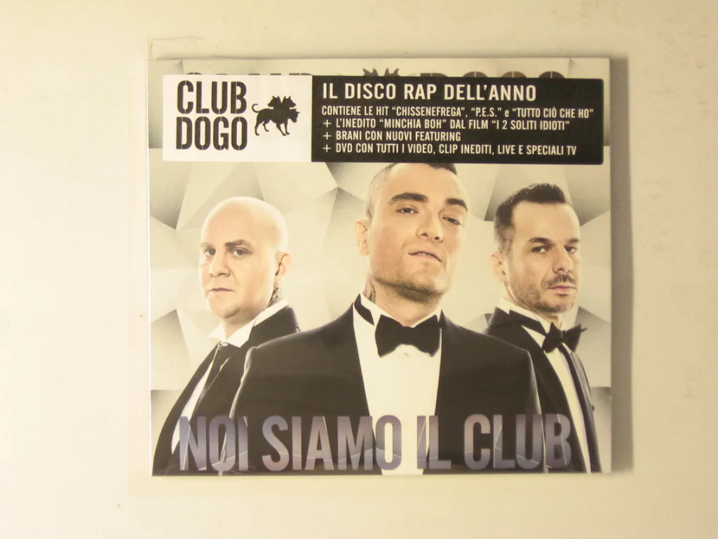 Copertina di Noi Siamo Il Club