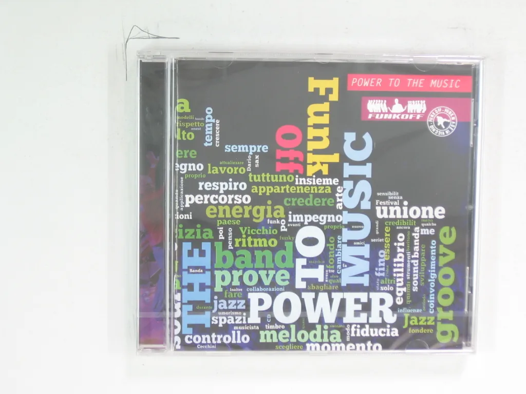 Copertina di Power To The Music