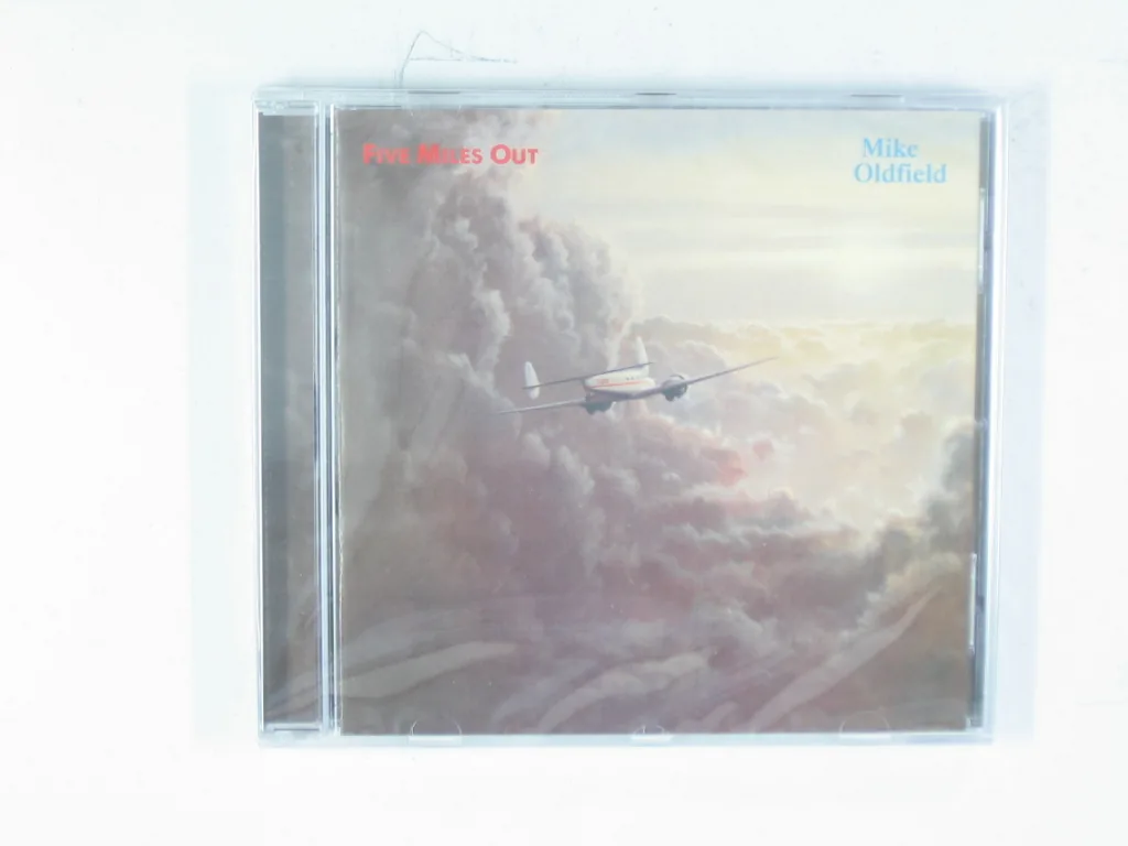 Copertina di Five Miles Out