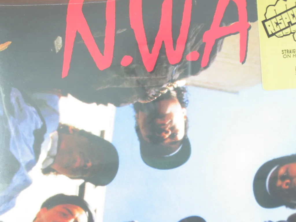 Copertina di Straight Outta Compton