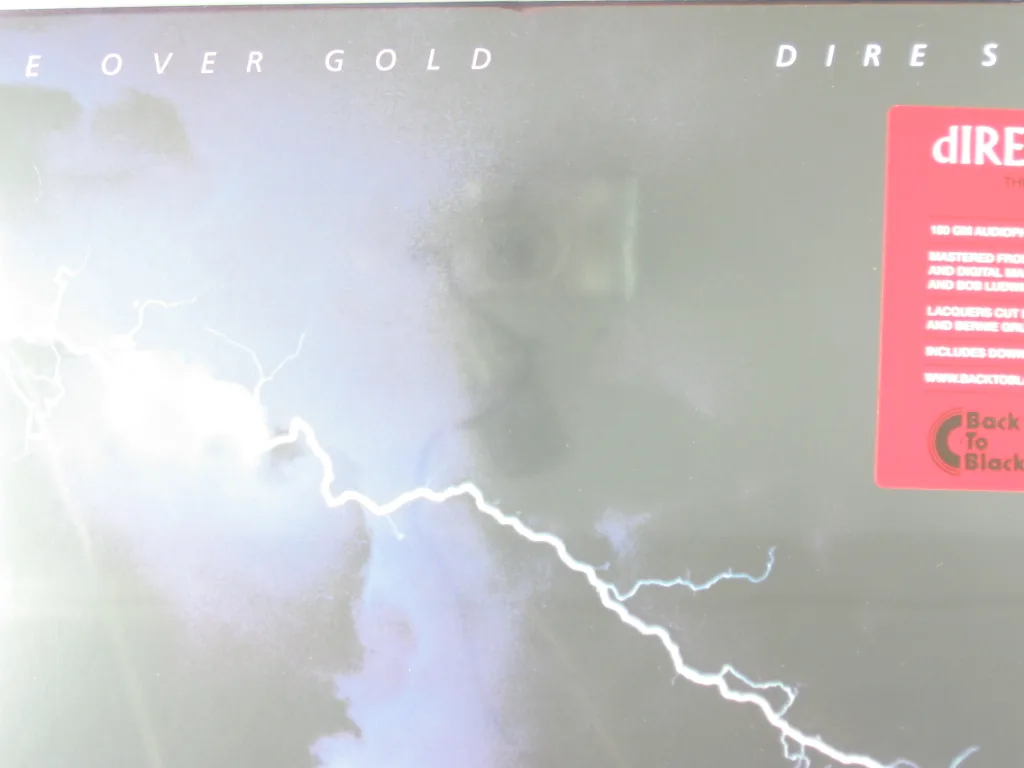 Copertina di Love Over Gold