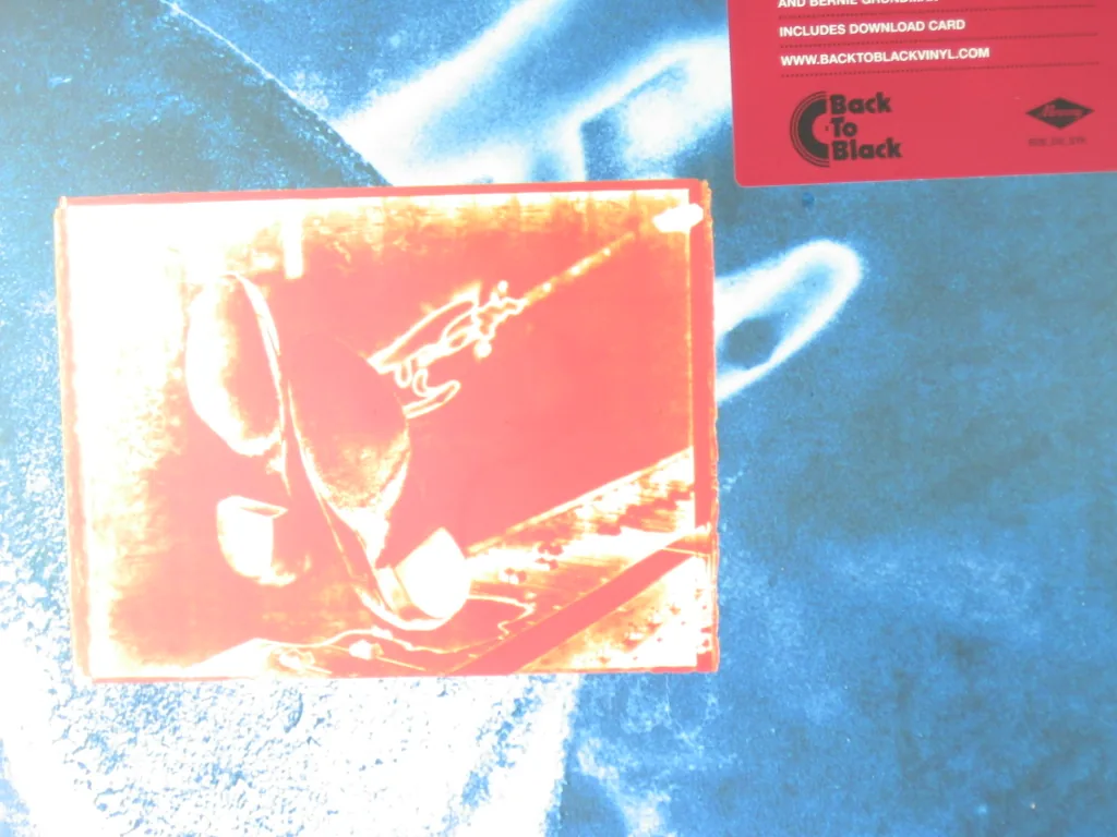 Copertina di On Every Street