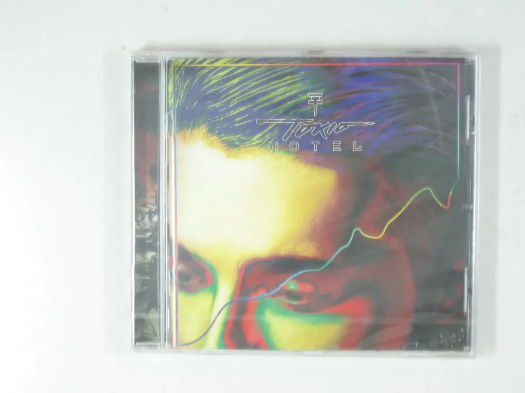 Copertina di Kings Of Suburbia