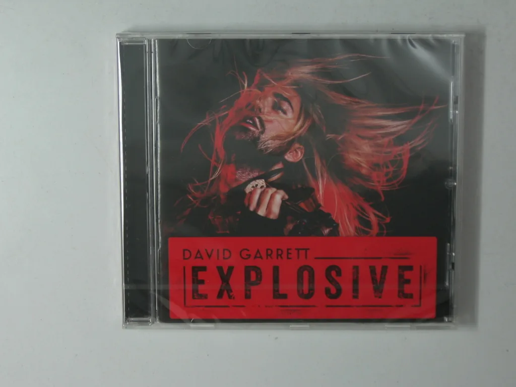 Copertina di Explosive
