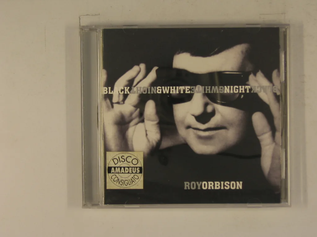 Copertina di Black & White Night