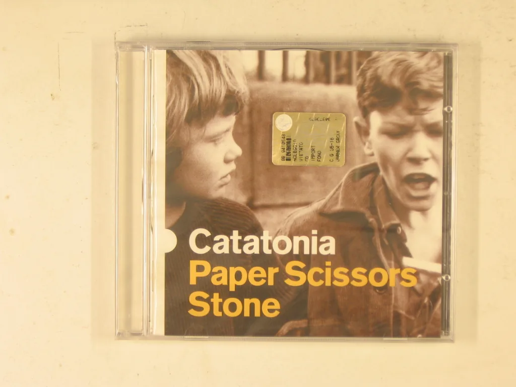 Copertina di Paper Scissors Stone