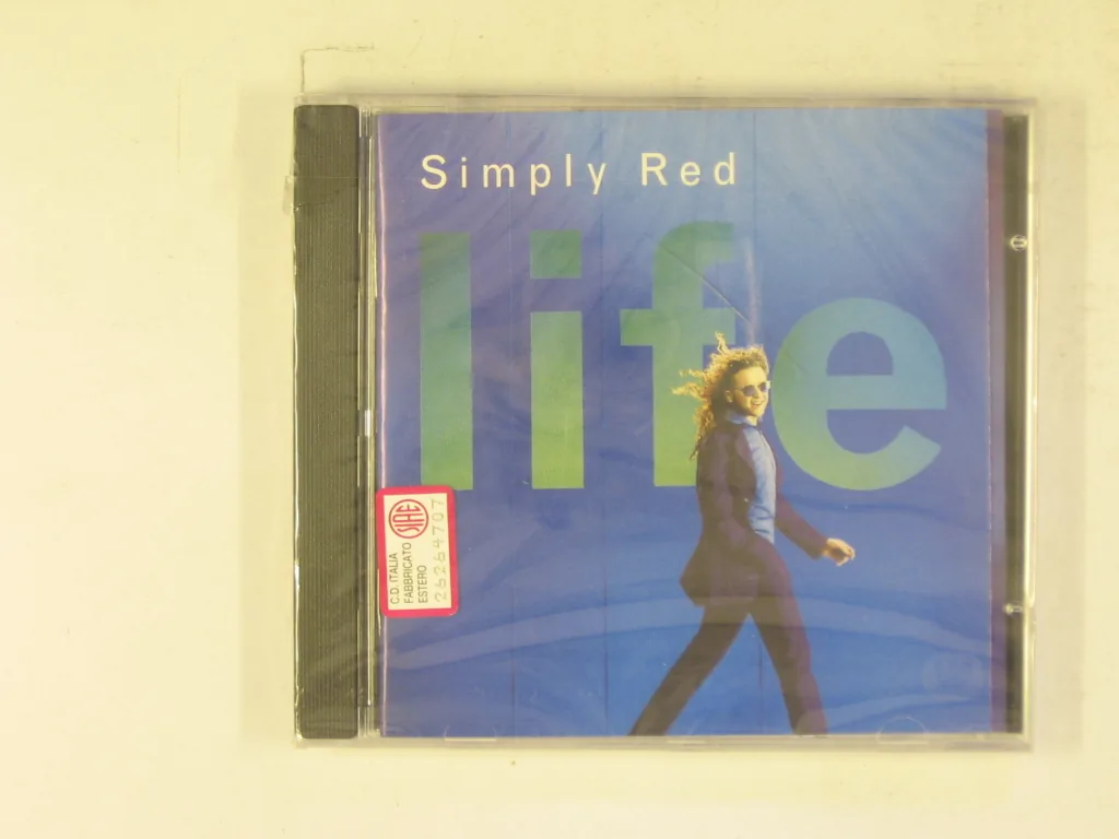 Copertina di Life
