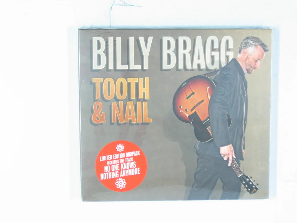 Copertina di Tooth & Nail