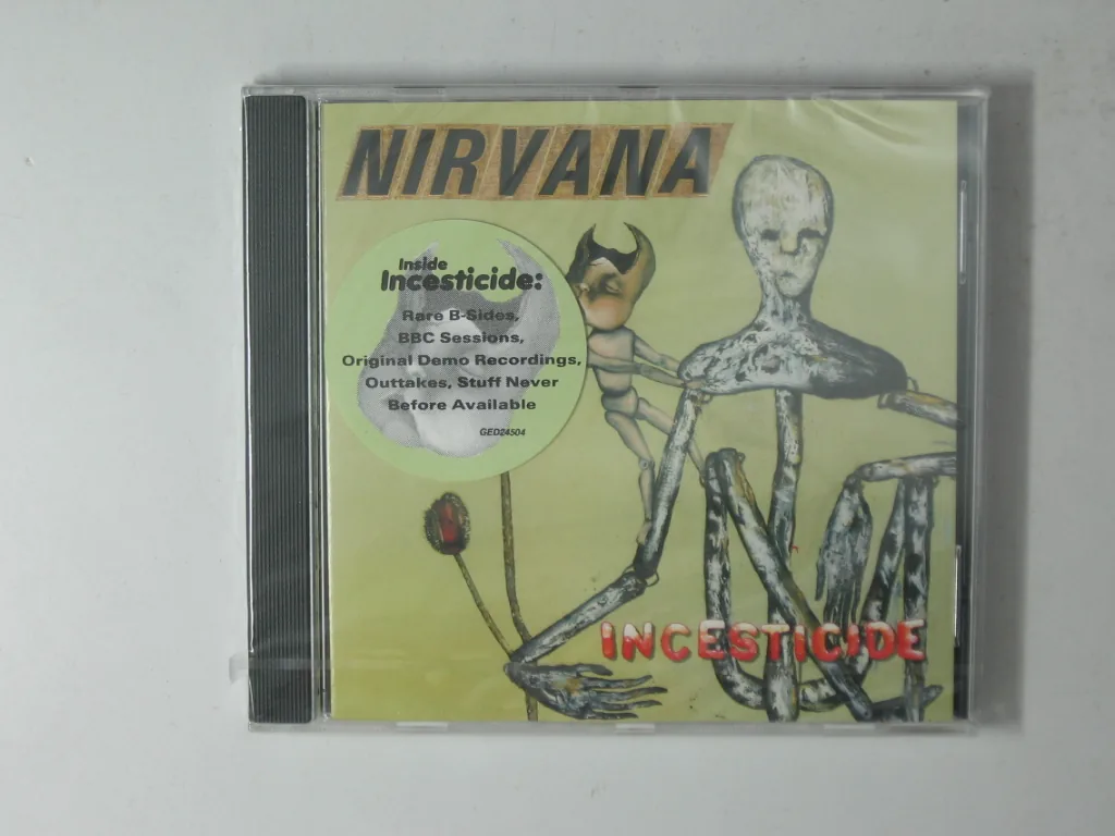 Copertina di Incesticide