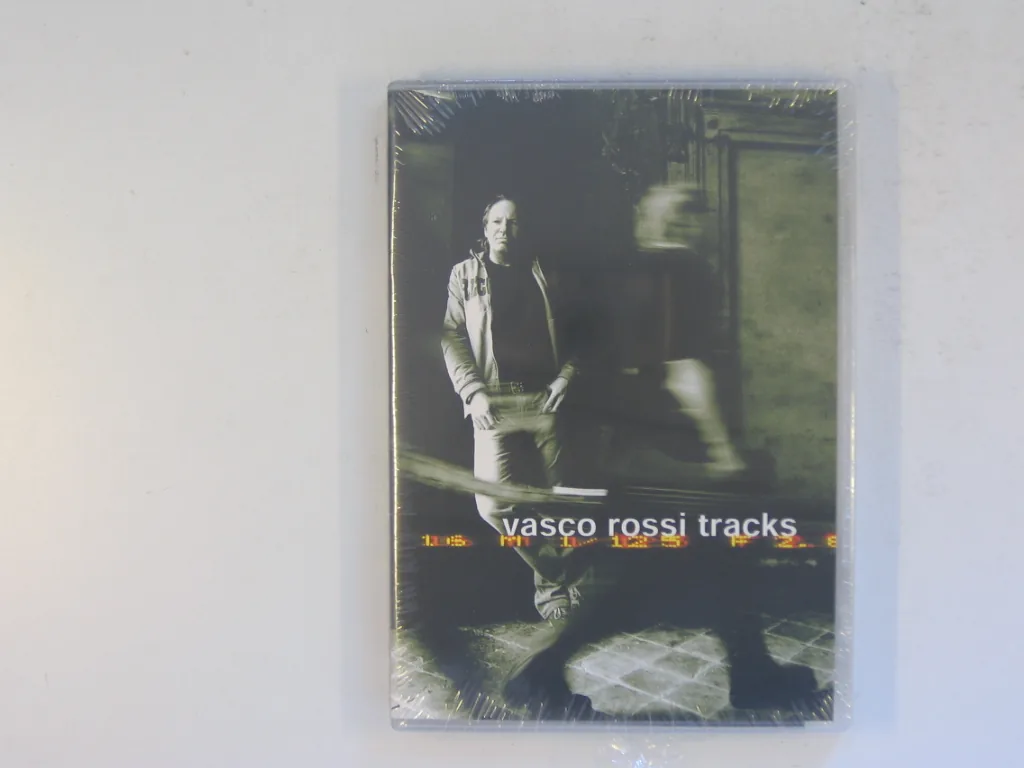 Copertina di Tracks