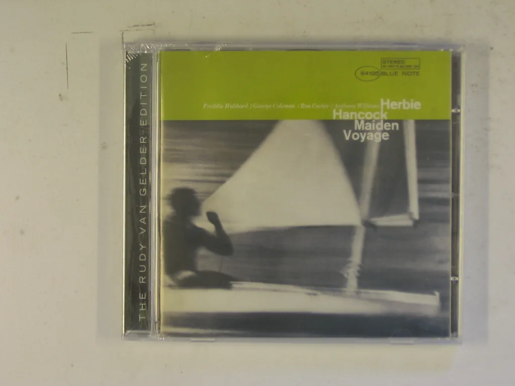 Copertina di Maiden Voyage