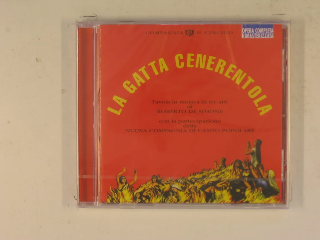 Copertina di La Gatta Cenerentola