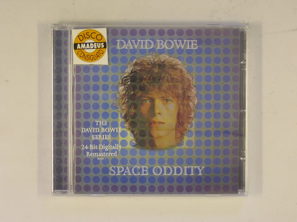 Copertina di Space Oddity