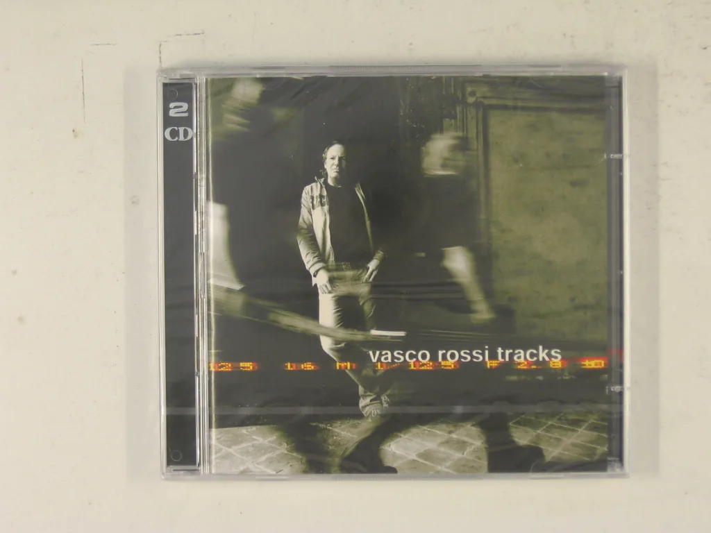 Copertina di Tracks