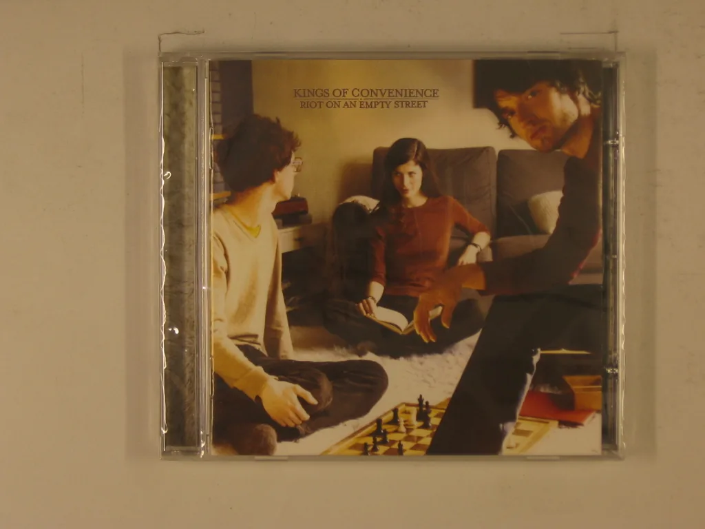 Copertina di Riot On An Empty Street