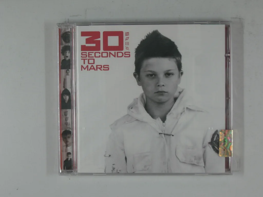 Copertina di Thirty Second To Mars