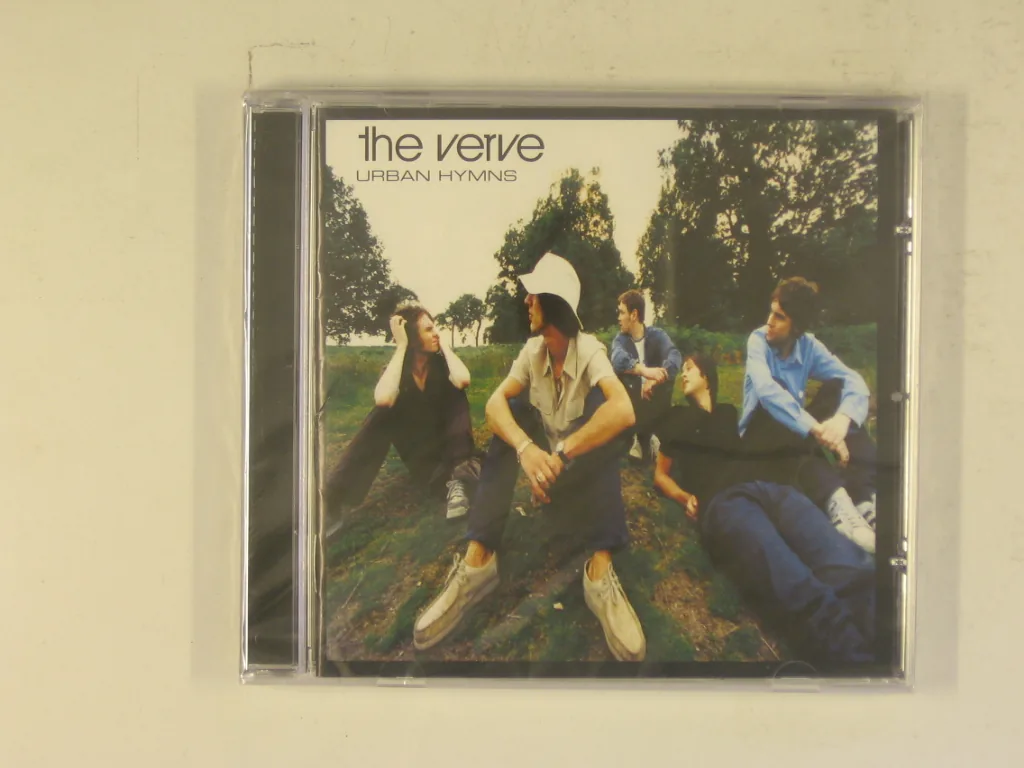 Copertina di Urban Hymns