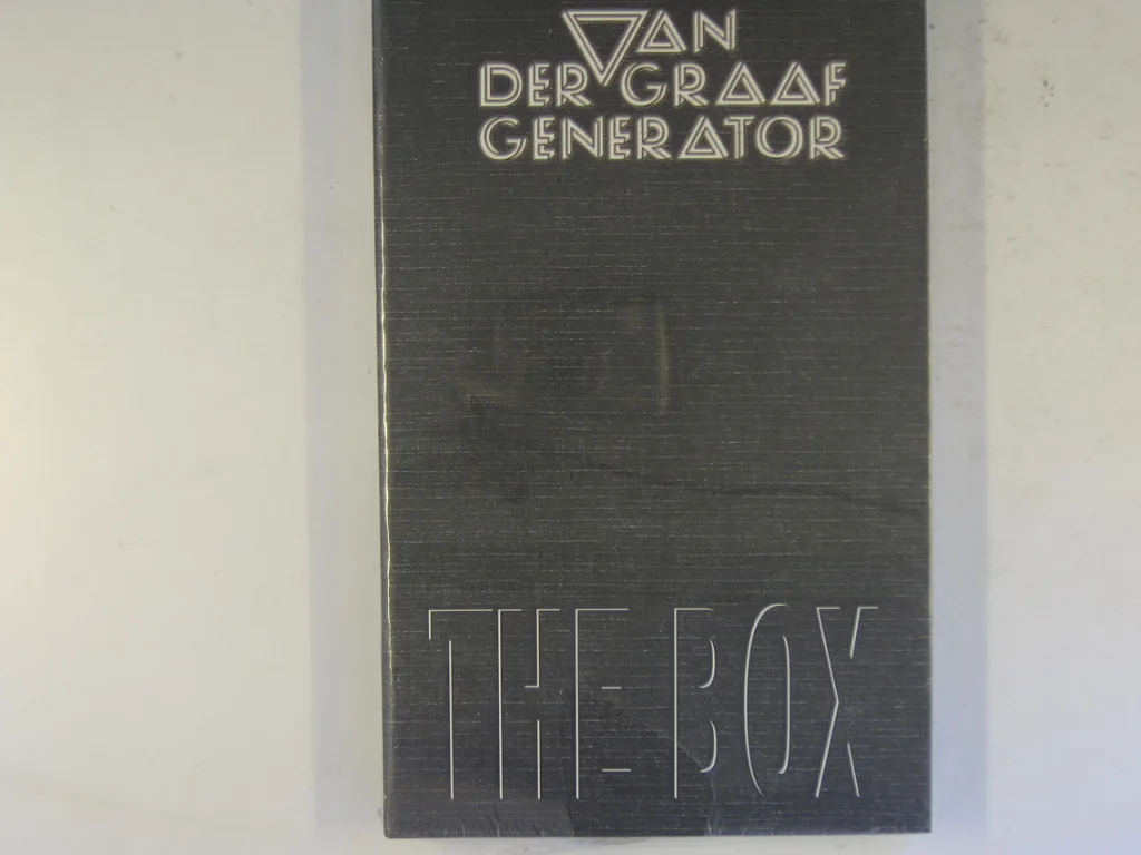 Copertina di The Box