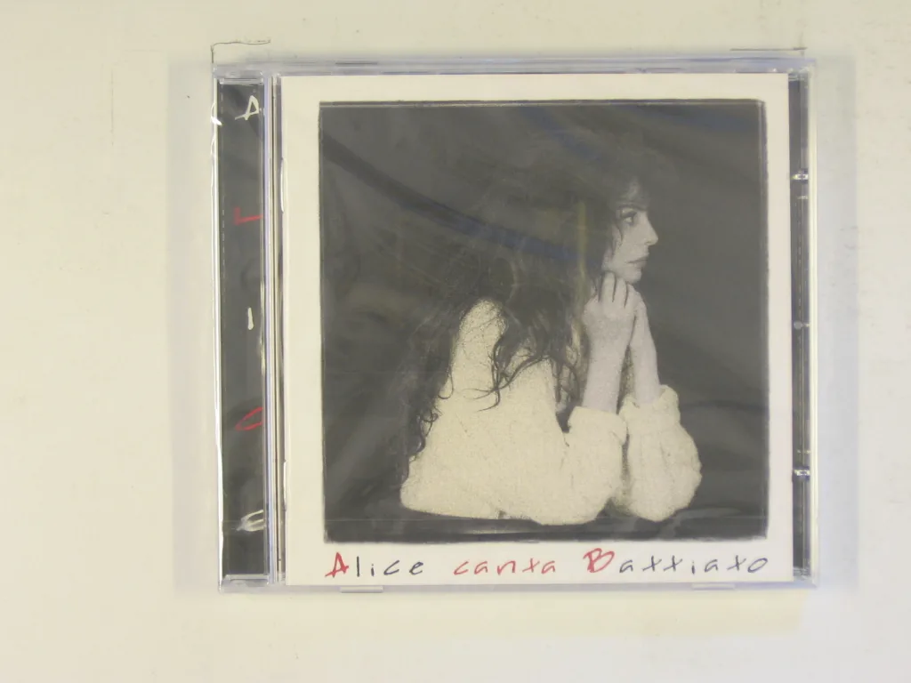 Copertina di Alice Canta Battiato