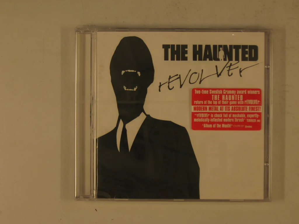 Copertina di Revolver
