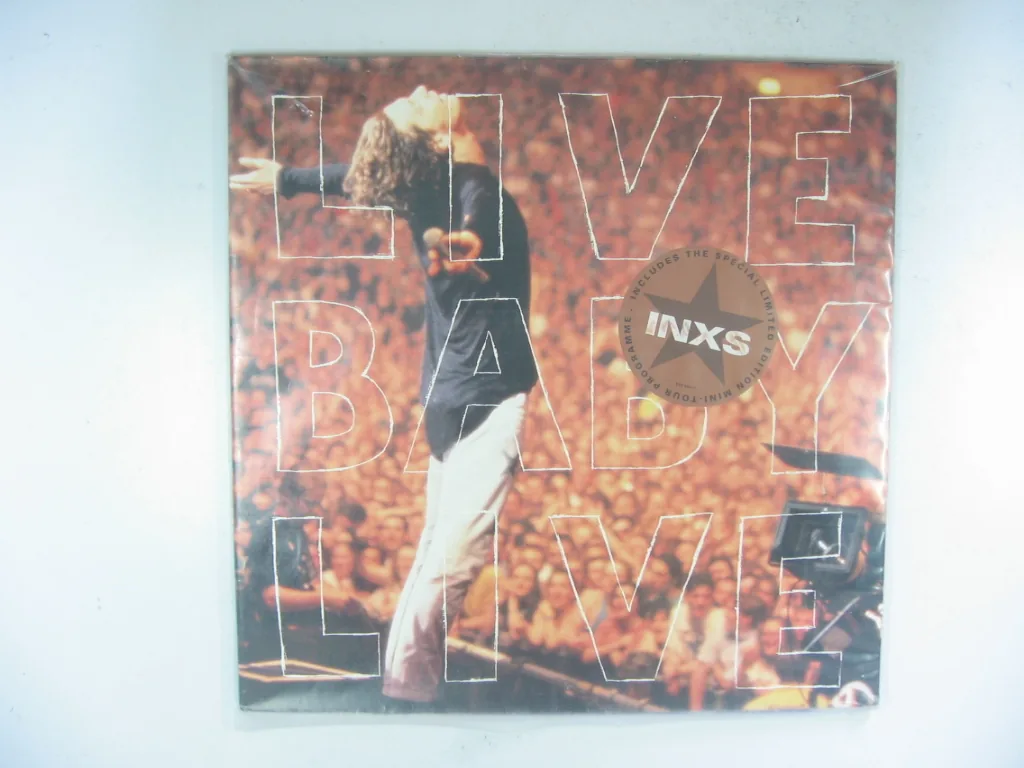 Copertina di Live Baby Live