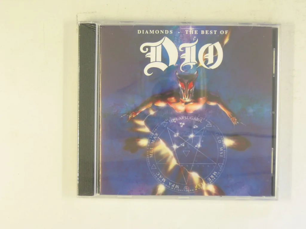 Copertina di Diamonds - The Best Of Dio