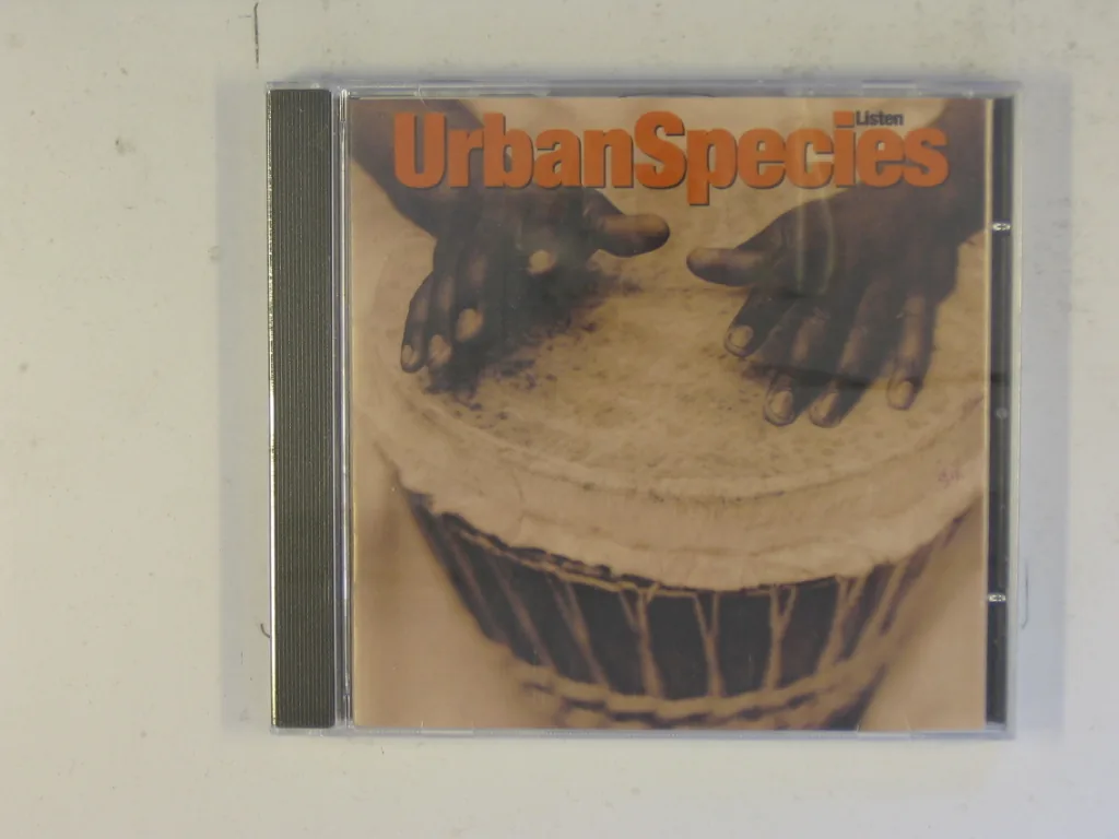 Copertina di Listen
