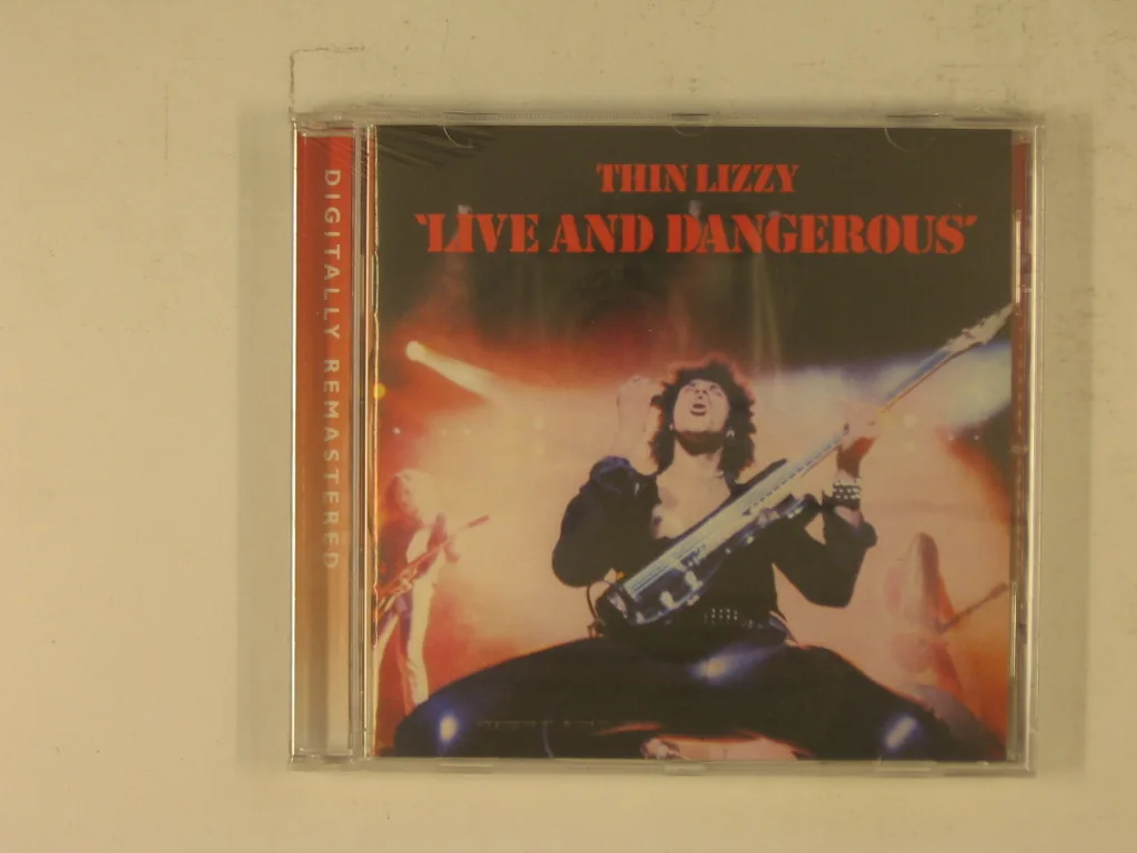 Copertina di Live And Dangerous