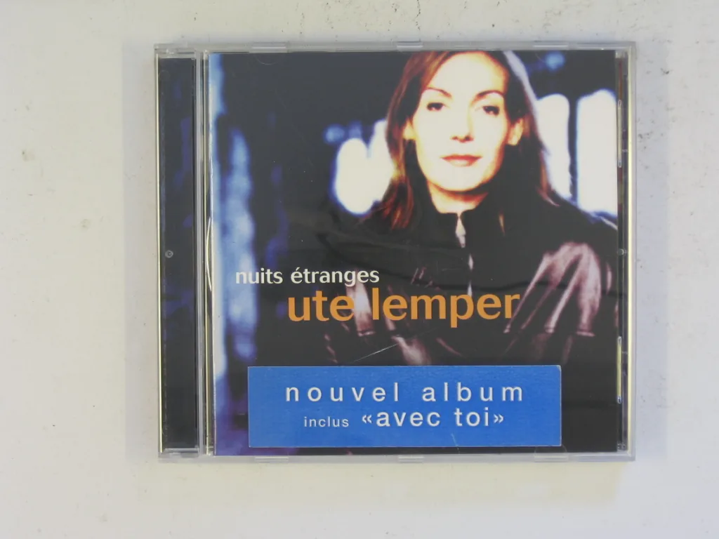 Copertina di Nuits Ètranges