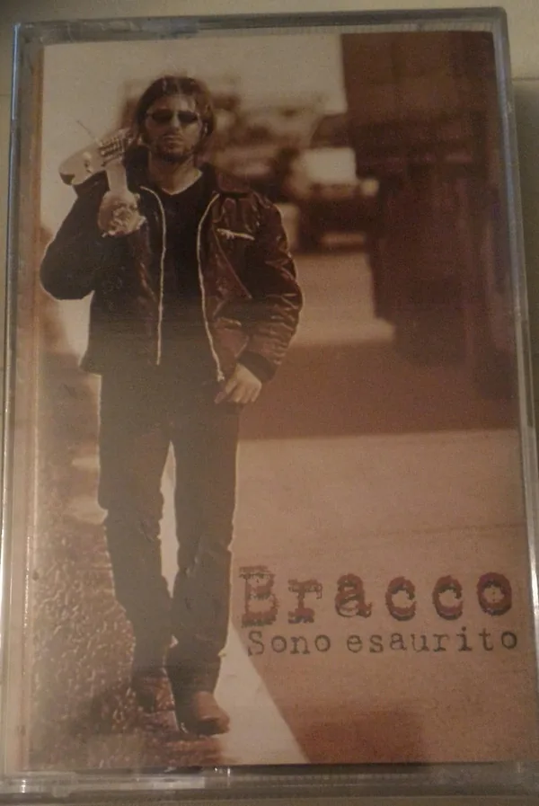Copertina di Sono Esaurito