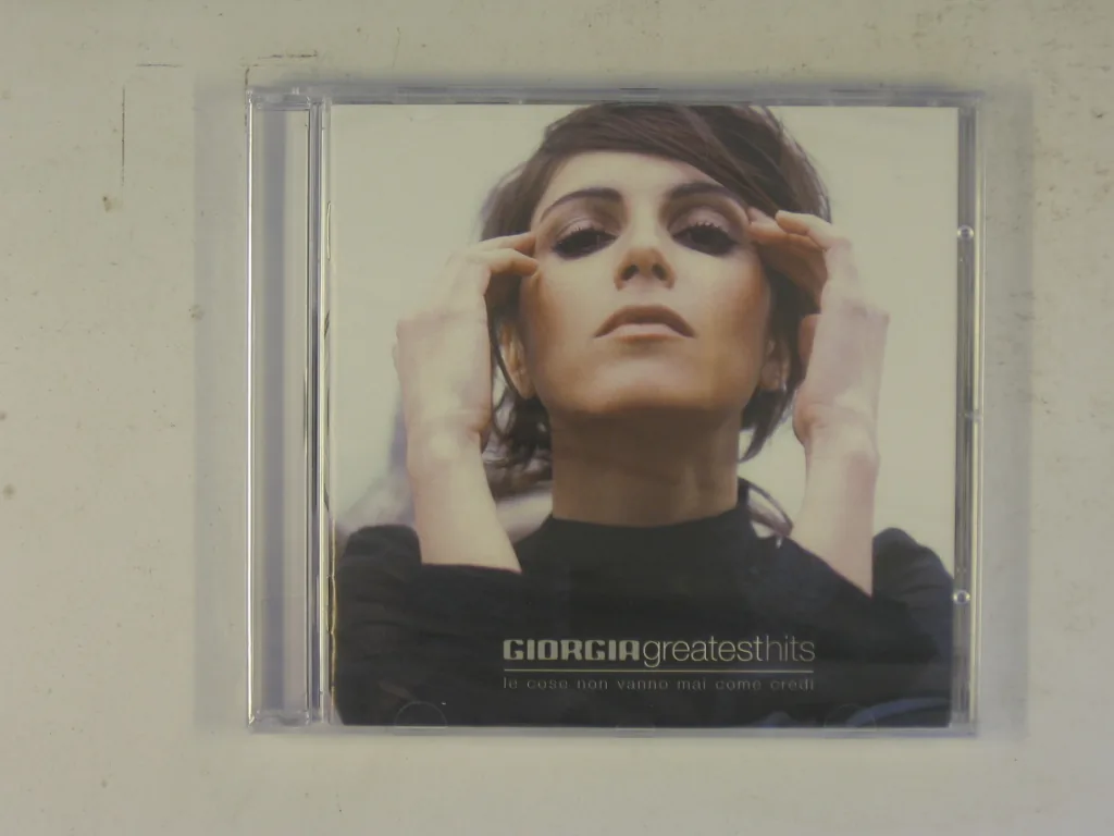 Copertina di Greatest Hits