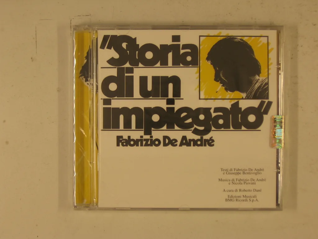 Copertina di Storia Di Un Impiegato