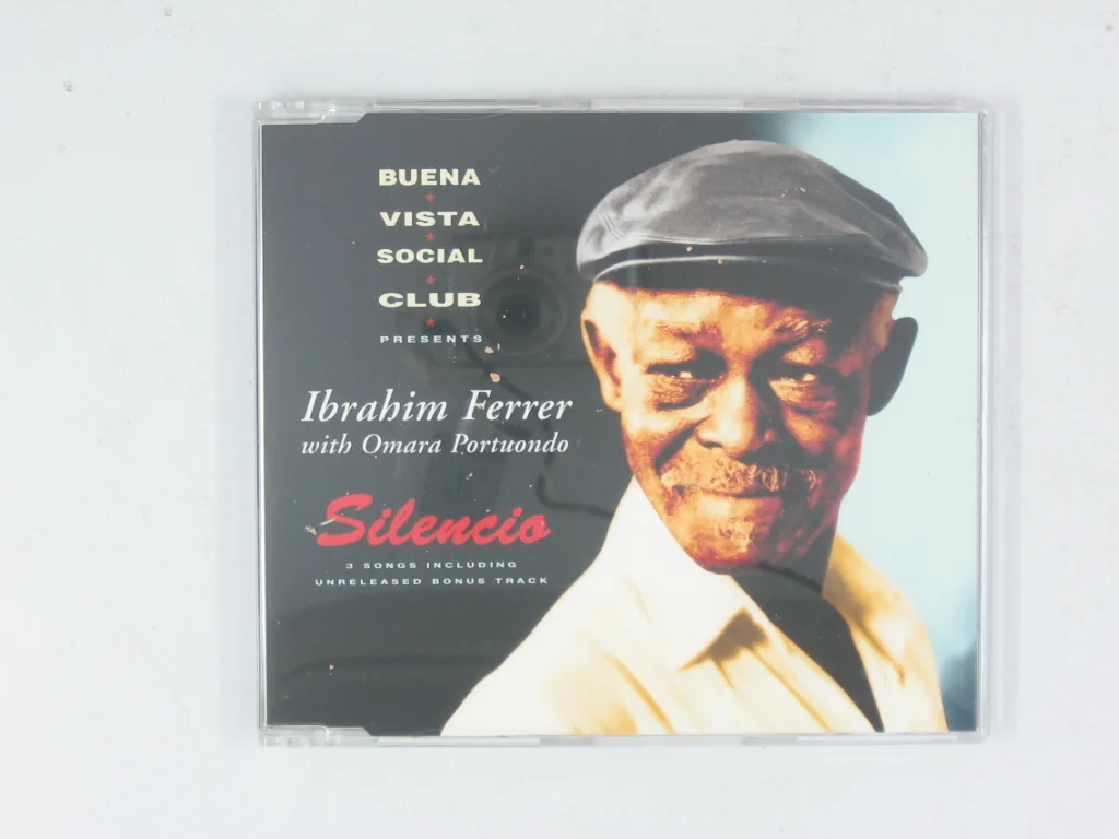 Copertina di Silencio