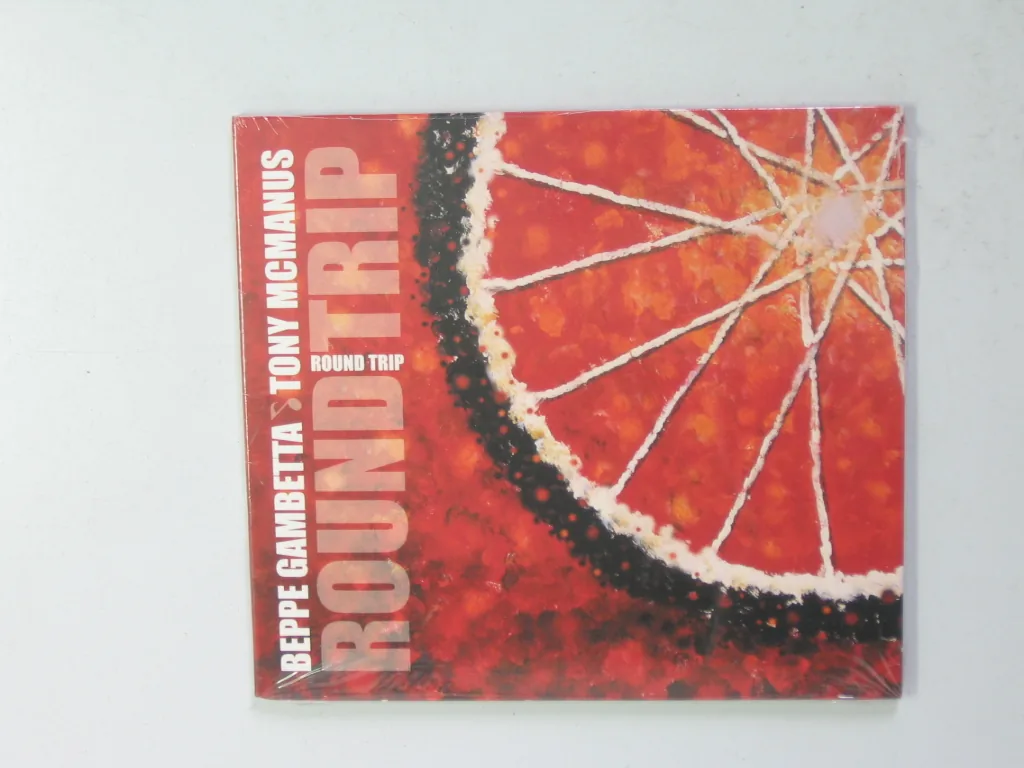 Copertina di Round Trip