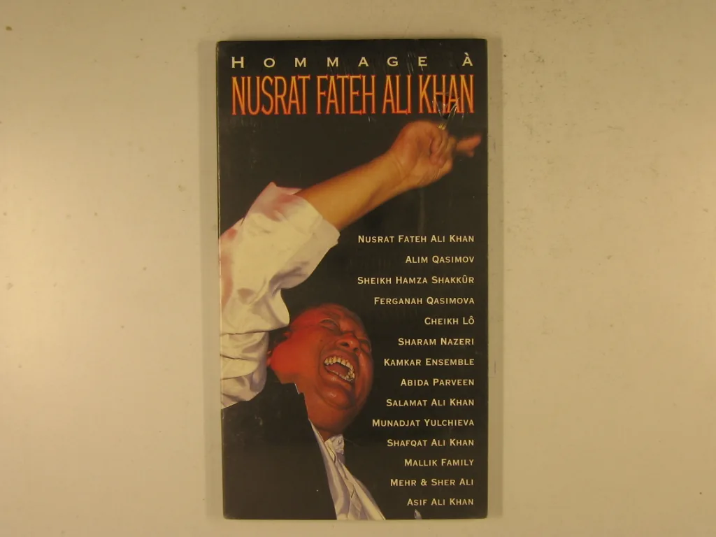 Copertina di Hommage  À  Nusrat Fateh Ali  Khan