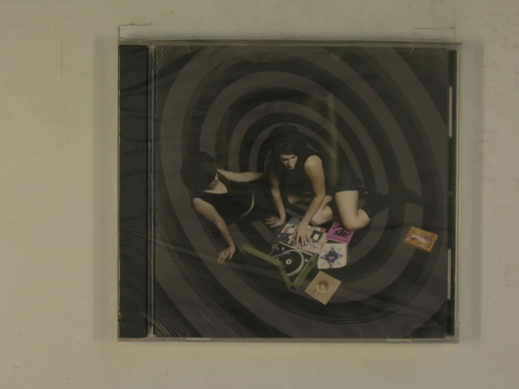 Copertina di C'Mon Dj