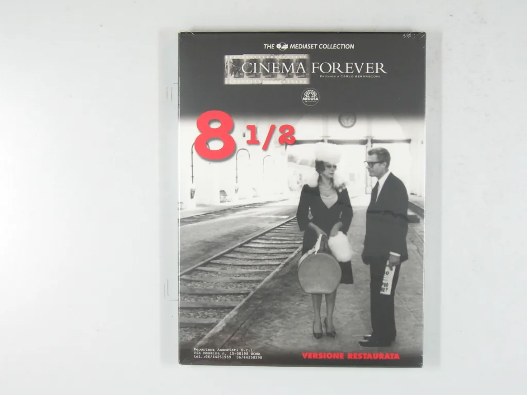 Copertina di 8 1/2