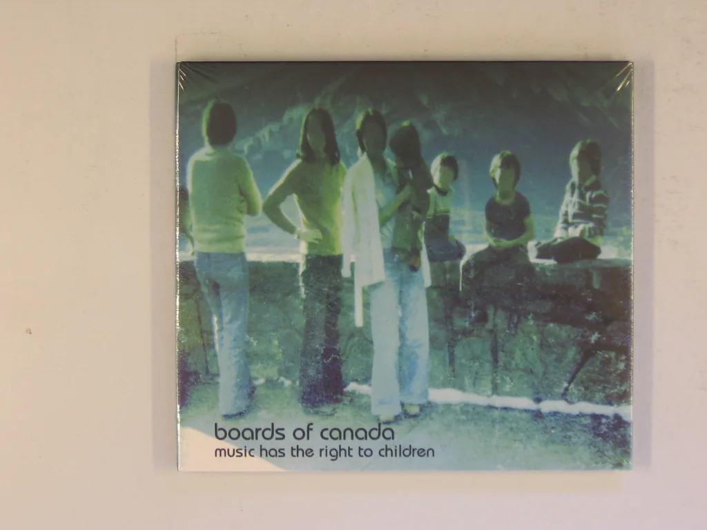 Copertina di Music Has The Right To Children