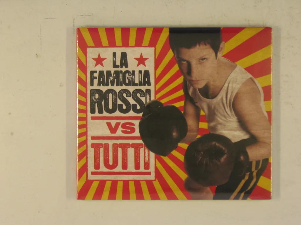 Copertina di La Famiglia Rossi Contro Tutti