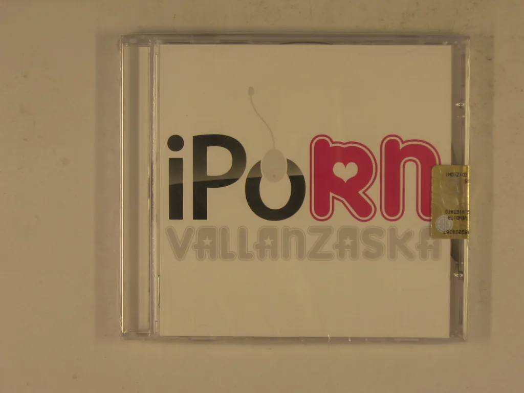 Copertina di Iporn