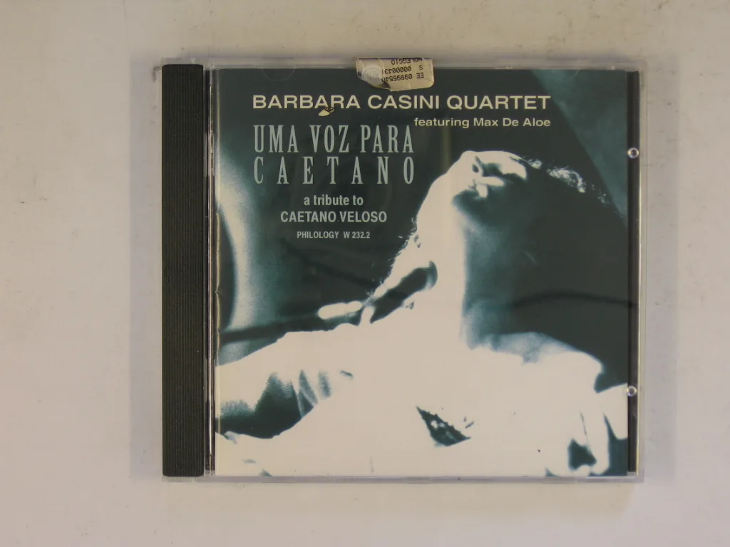 Copertina di Uma Voz Para Caetano