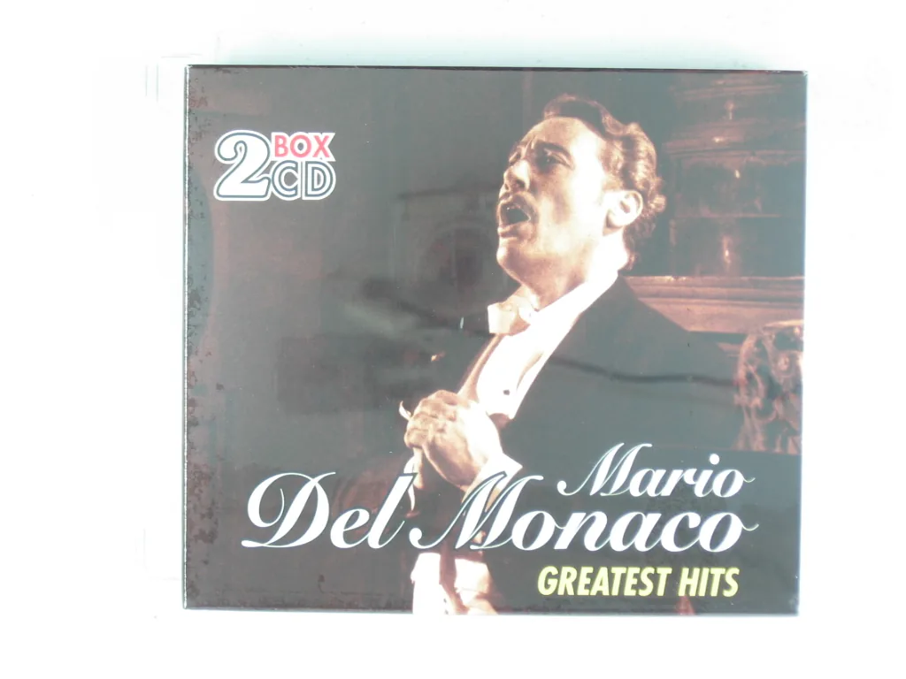 Copertina di Greatest Hits