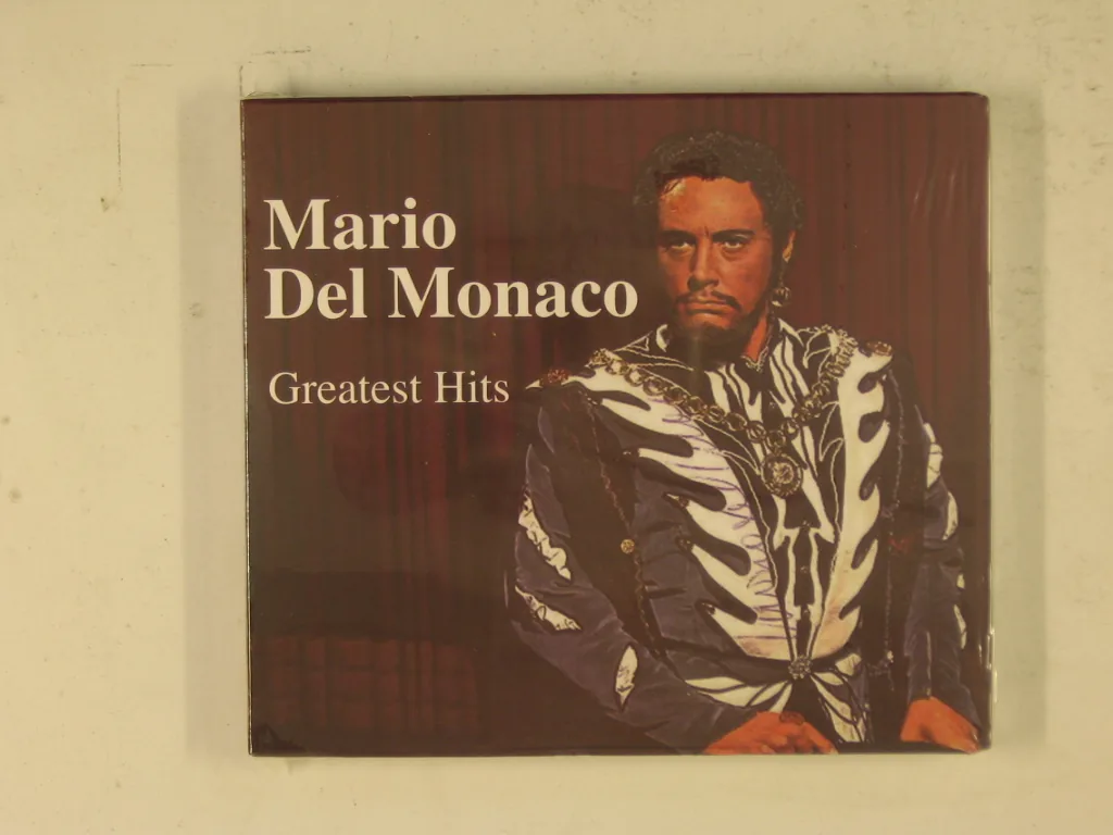 Copertina di Greatest Hits