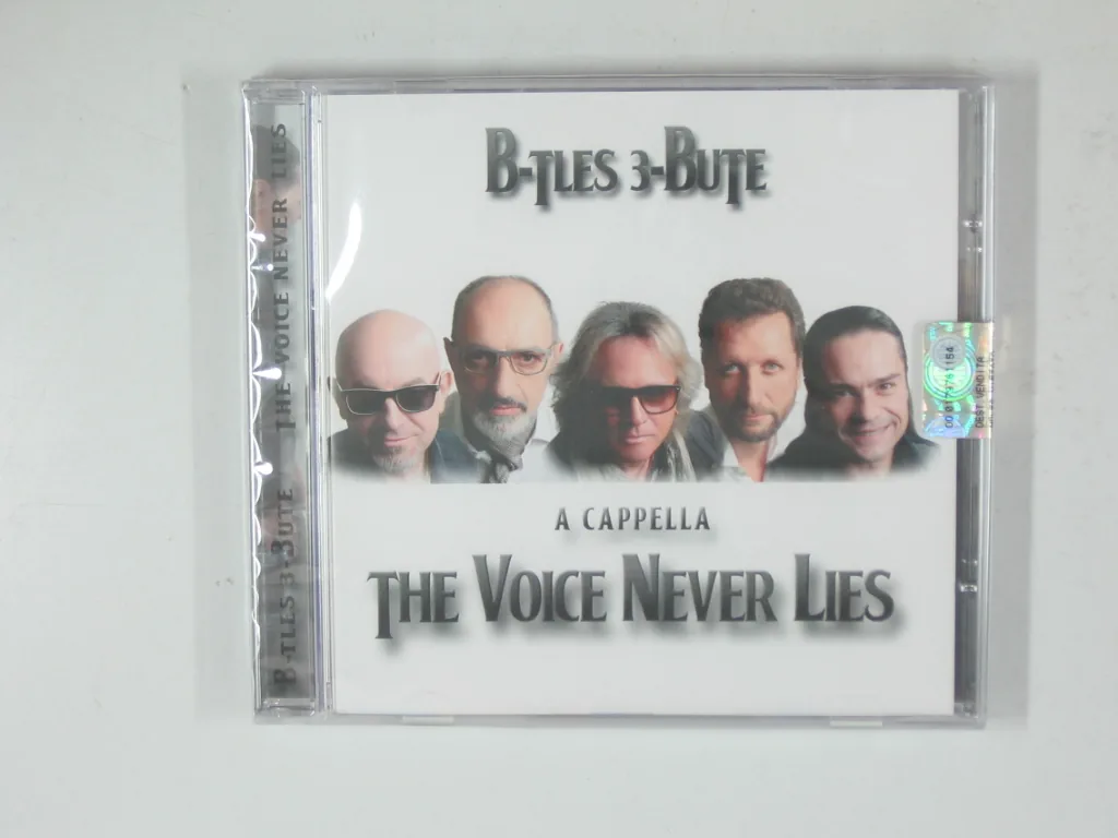 Copertina di The Voice Never Lies