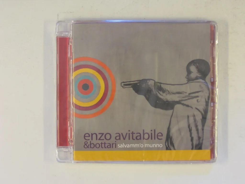 Copertina di Salvamm'O Munno