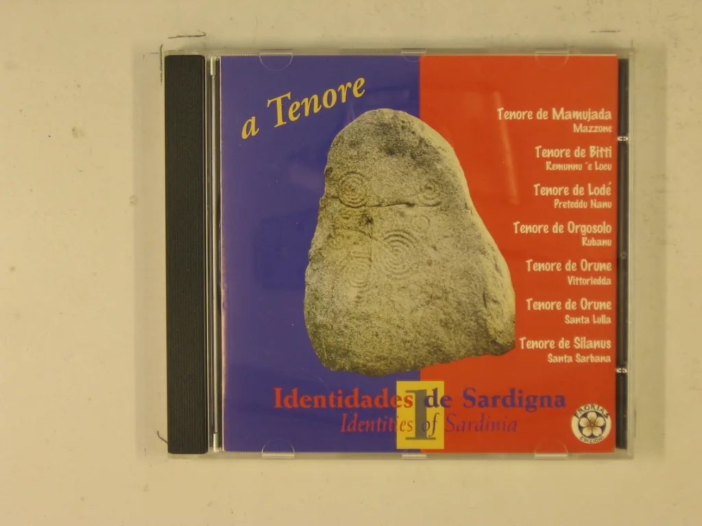 Copertina di Tenore-Identidades De Sardigna