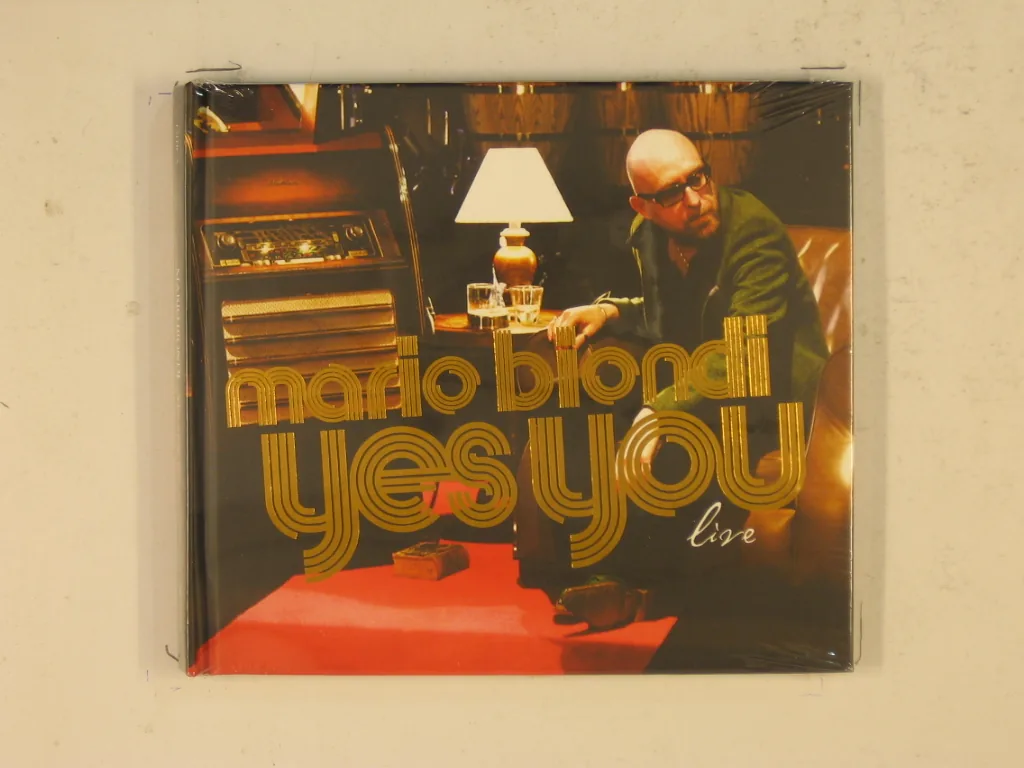 Copertina di Yes You Live