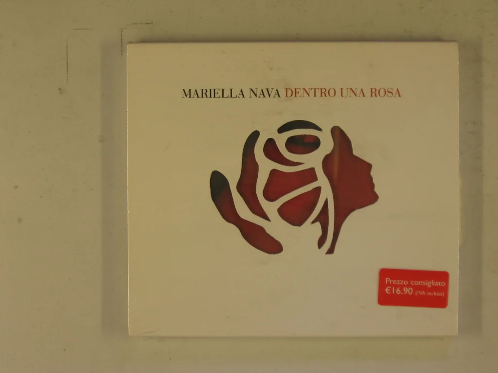 Copertina di Dentro Una Rosa