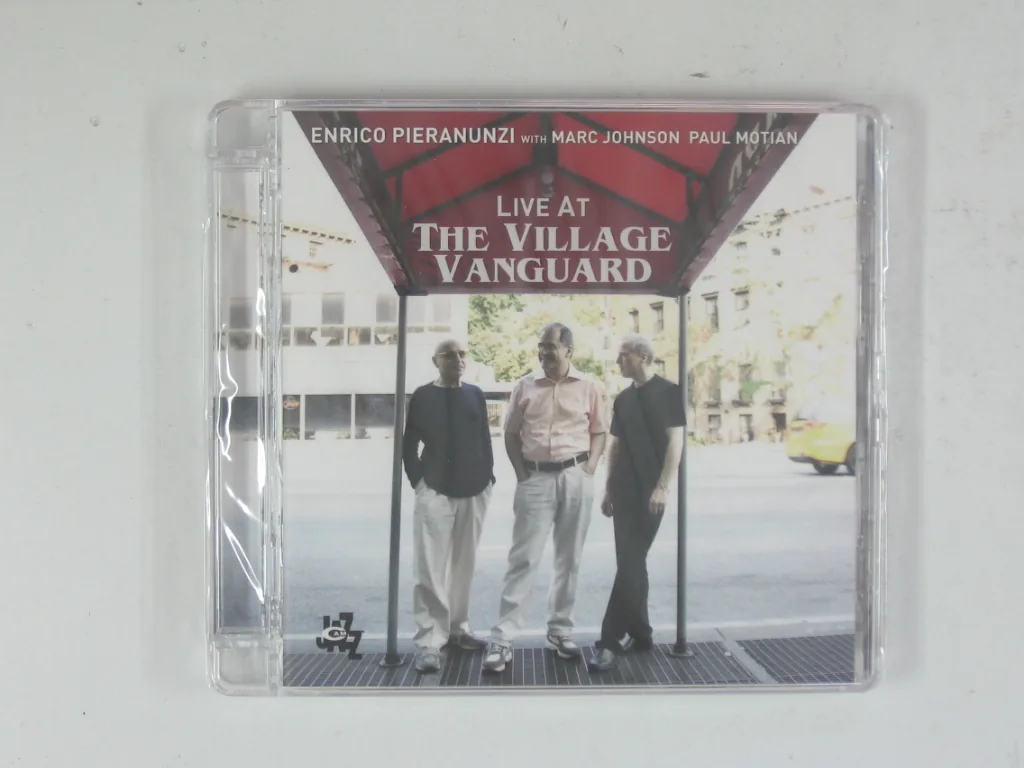 Copertina di Live At The Village Vanguard