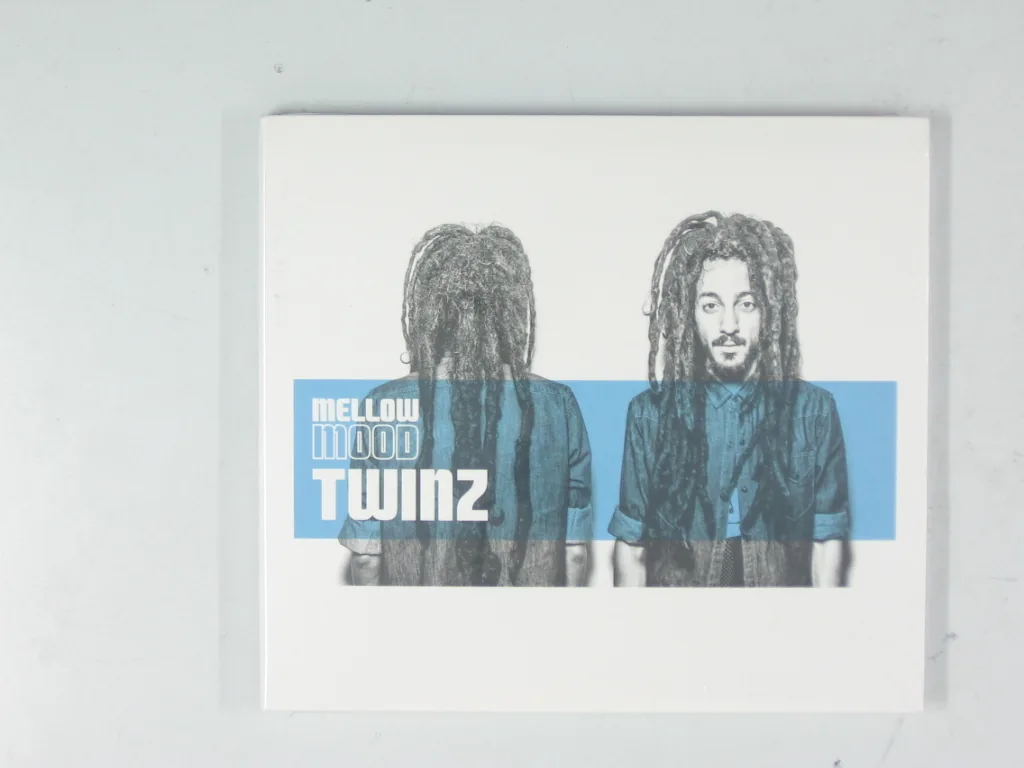Copertina di Twinz